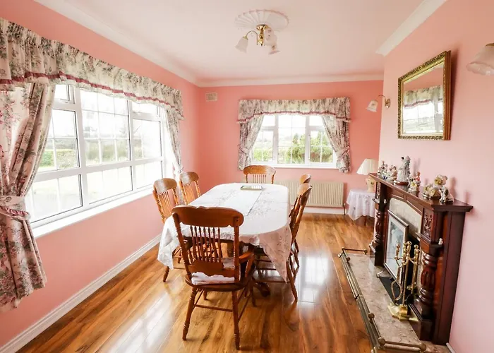 Dromore West Cottage *